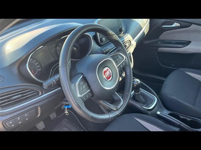 Fiat Tipo Station Wagon 1.3 Multijet 95cv Lounge S&S my - foto 4 di 4