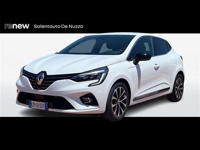Renault Clio 5 Porte 1.0 TCe GPL Techno, del 2023, 24.076 km, in vendita a Lecce (LE)