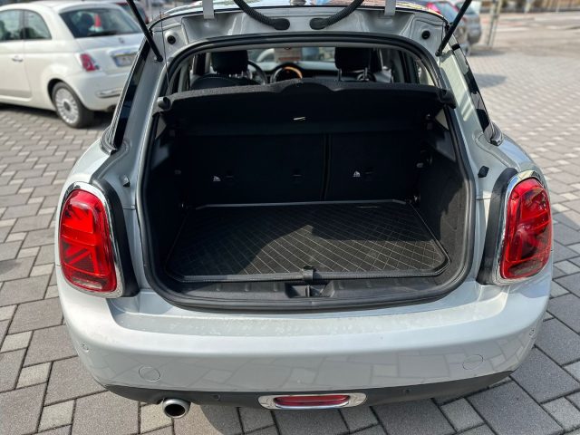 MINI Cooper D 1.5 Cooper D Hype 5 porte - foto 4 di 4