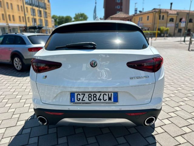 Alfa Romeo Stelvio 2.2 Turbodiesel 210 CV AT8 Q4 Executive - foto 3 di 4
