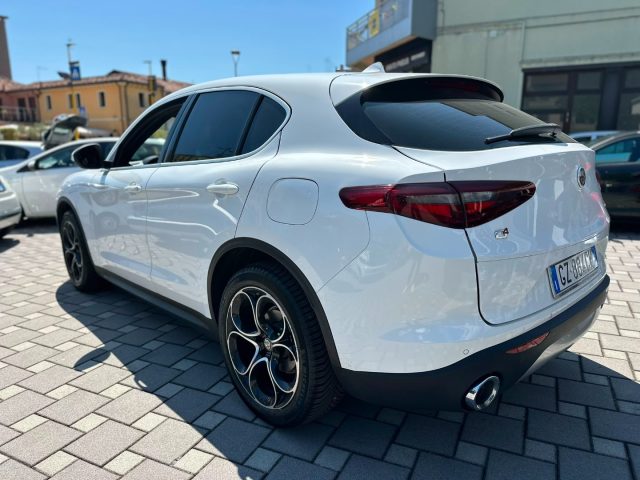 Alfa Romeo Stelvio 2.2 Turbodiesel 210 CV AT8 Q4 Executive - foto 2 di 4