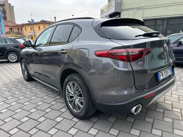 Alfa Romeo Stelvio 2.2 Turbodiesel 210 CV AT8 Q4 Executive - foto 3 di 4