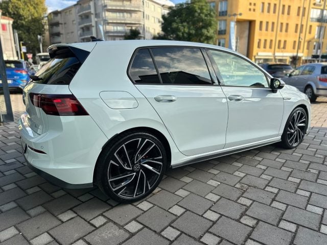 Volkswagen Golf 2.0 TDI DSG GTD - foto 4 di 4