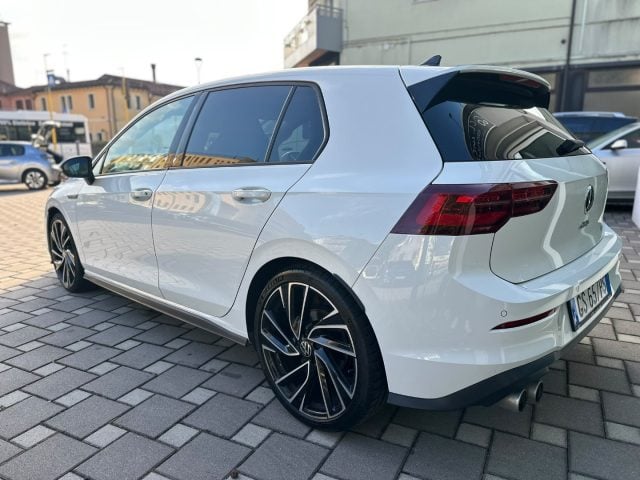 Volkswagen Golf 2.0 TDI DSG GTD - foto 3 di 4