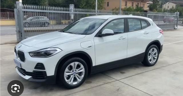 BMW X2 xDrive25e Business-X usato a SOLARO