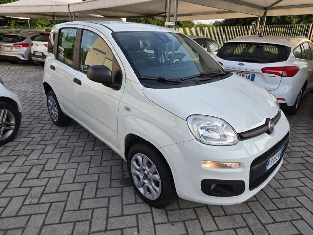 Fiat Panda 0.9 TwinAir Turbo Natural Power Lounge - foto 2 di 4