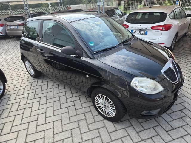Lancia Ypsilon 1.2 Argento - foto 4 di 4