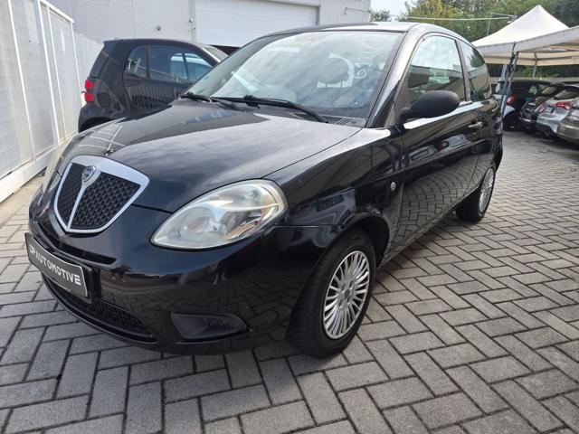 Lancia Ypsilon 1.2 Argento - foto 2 di 4