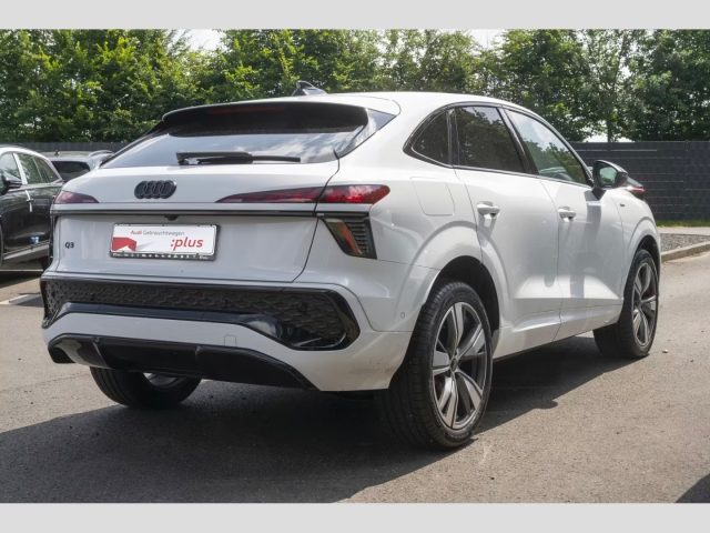Audi Q3 SPB TFSI 110 kW mHEV S tronic S Line edition - foto 4 di 4