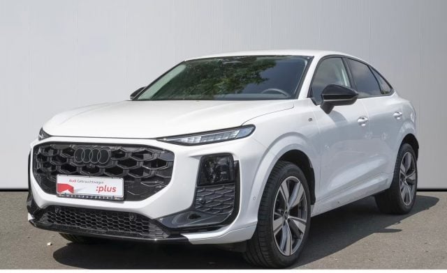 Audi Q3 SPB TFSI 110 kW mHEV S tronic S Line edition usato a CASTIGLIONE OLONA