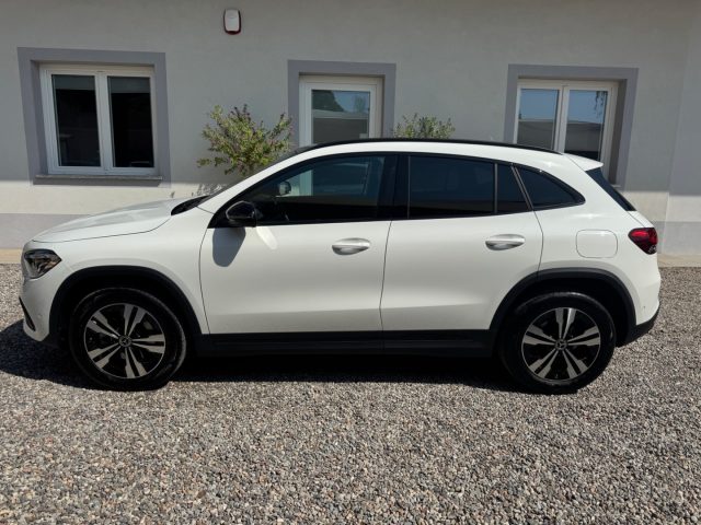 Mercedes-Benz GLA 200 d Automatic 4Matic Sport - foto 3 di 30