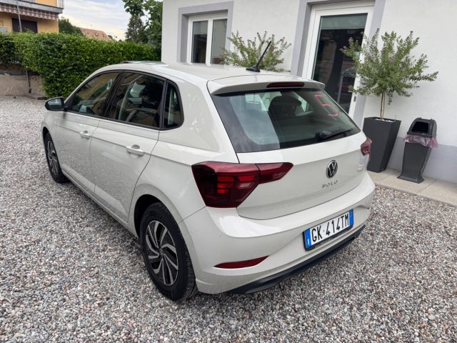 Volkswagen Polo 1.0 Life - foto 4 di 28