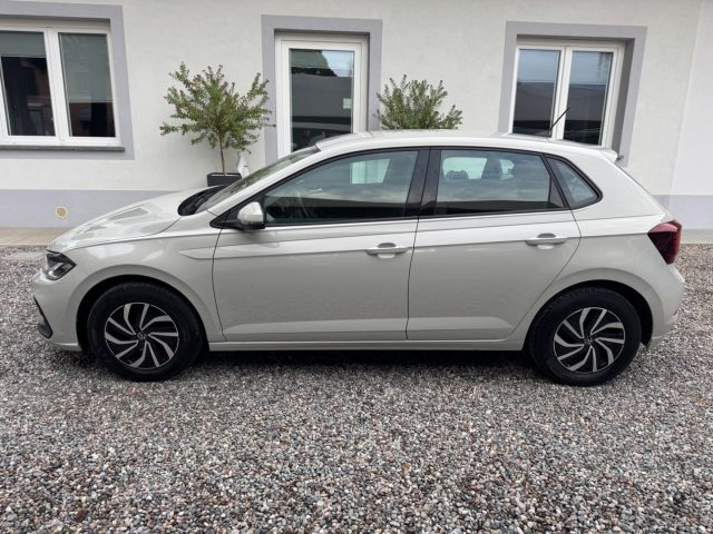 Volkswagen Polo 1.0 Life - foto 3 di 28