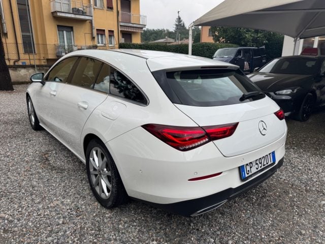 Mercedes-Benz CLA 180 Shooting Brake Sport - foto 4 di 4