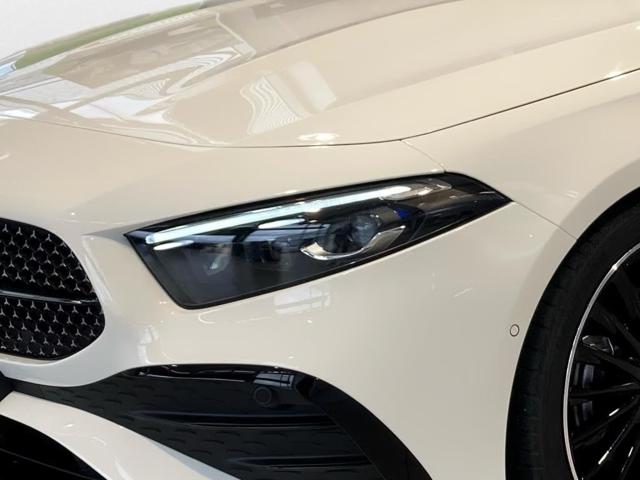Mercedes-Benz A 180 Automatic AMG Line Premium - foto 2 di 4