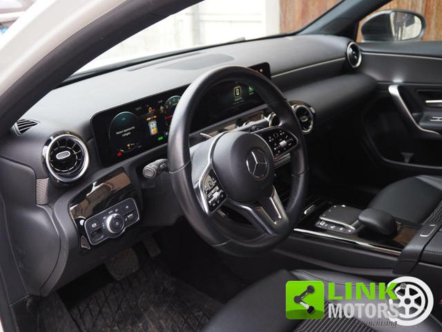 Mercedes-Benz A 250 e hybrid EQ Sport - foto 4 di 4