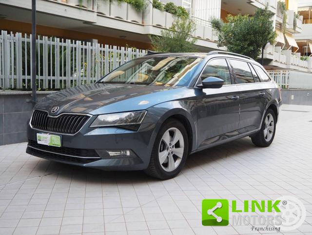 Skoda Superb 2.0 TDI DSG Wagon Executive usato a BARI