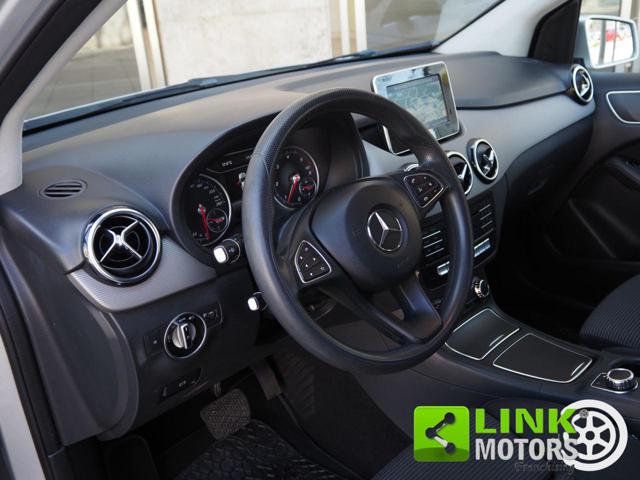 Mercedes-Benz B 180 d Automatic Sport - foto 4 di 4