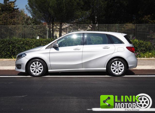 Mercedes-Benz B 180 d Automatic Sport - foto 3 di 4