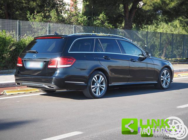 Mercedes-Benz E 220 CDI S.W. Premium - foto 2 di 4