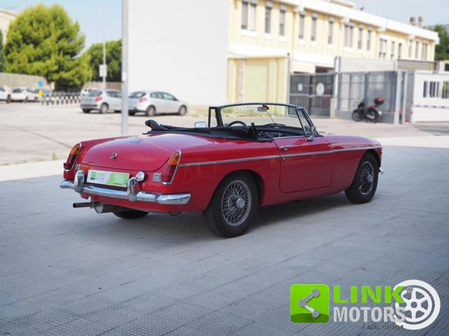 MG MGB Roadster - foto 3 di 4
