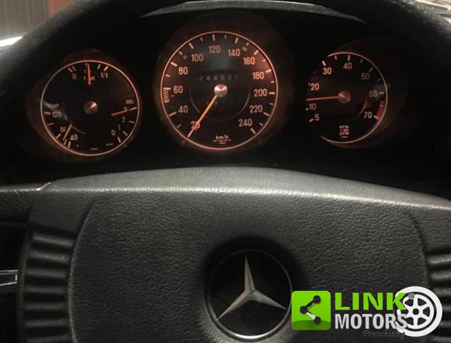 Mercedes-Benz 350 SL, del 1973, 244.000 km, in vendita a Bari (BA)