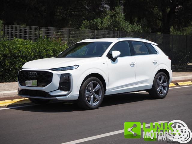 Audi Q3 Q3 TFSI 110 kW mHEV S tronic Line edition semestrale a BARI