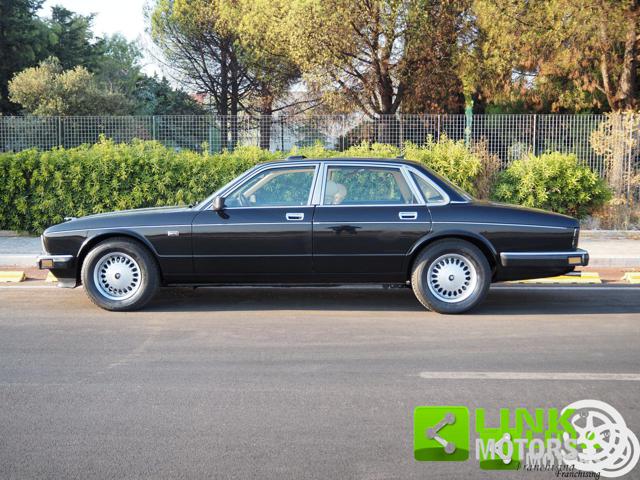 Jaguar XJ40 3.6 - foto 3 di 59