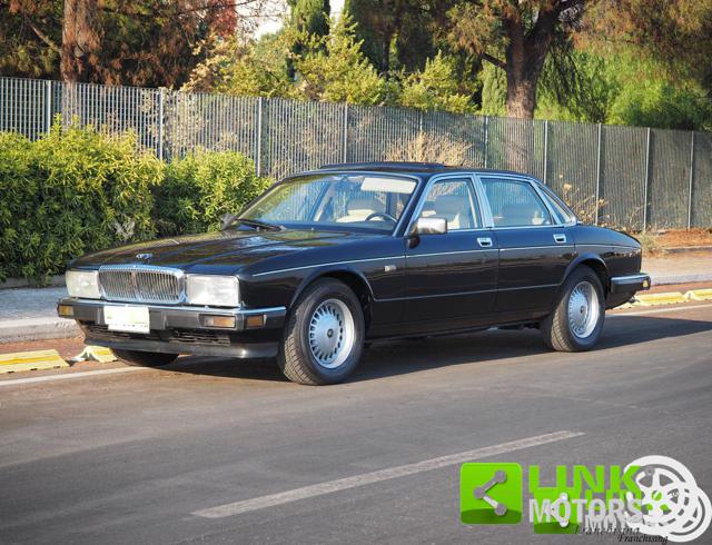 Jaguar XJ40 3.6, del 1988, 198.000 km, in vendita a Bari (BA)