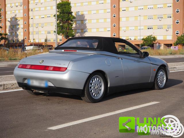 Alfa Romeo Spider 2.0 Twin Spark - foto 2 di 4