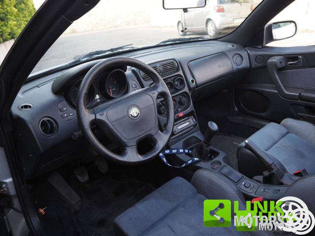 Alfa Romeo Spider 2.0 Twin Spark - foto 4 di 4