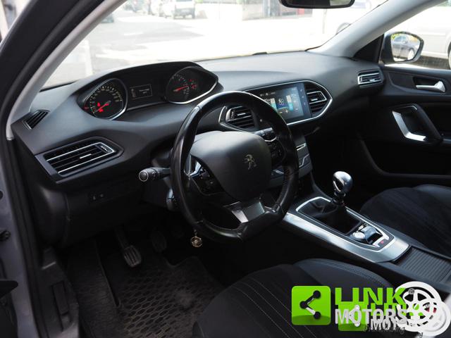 Peugeot 308 BlueHDi 120 S&S Allure - foto 4 di 4
