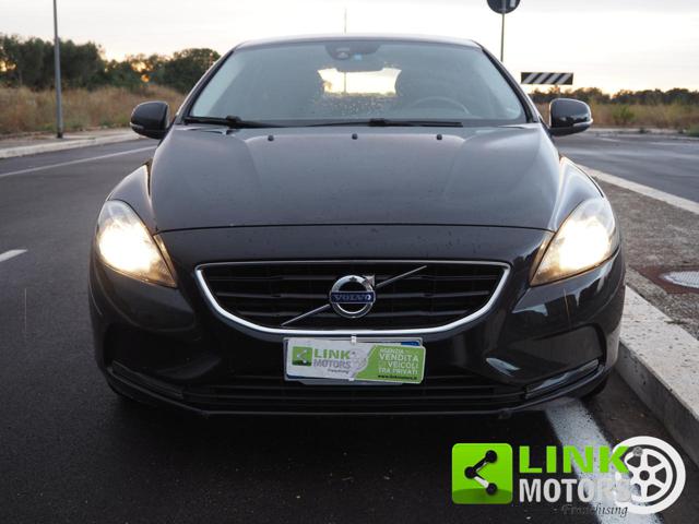 Volvo V40 D3 Momentum 150cv - foto 4 di 4