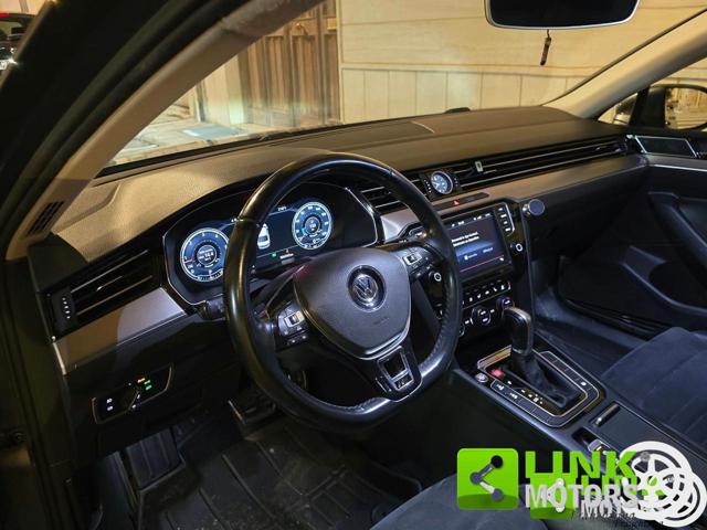 Volkswagen Passat 2.0 TDI DSG Highline BlueMotion 150cv - foto 4 di 4