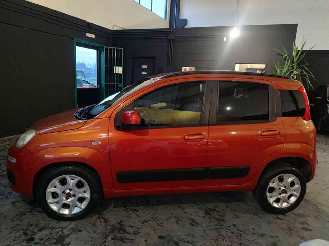 Fiat Panda 0.9 TwinAir Turbo Natural Power Lounge - foto 2 di 4