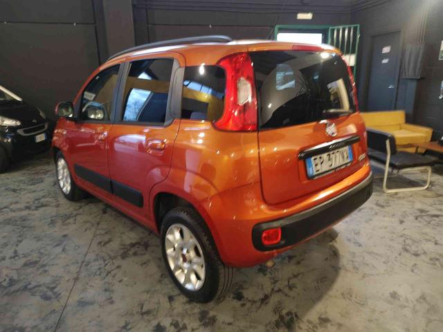 Fiat Panda 0.9 TwinAir Turbo Natural Power Lounge - foto 3 di 4