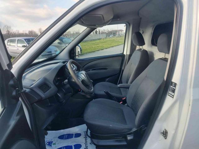 Fiat Doblo Doblò 1.4 T-Jet Natural Power PC-TN Cargo Lamierat, del 2014, 184.000 km, in vendita a Cassinetta Di Lugagnano (MI)