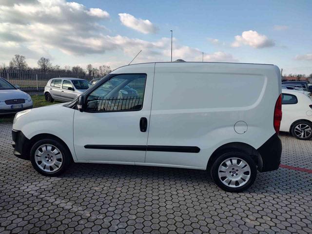 Fiat Doblo Dobl� 1.4 T-Jet Natural Power PC-TN Cargo Lamierat usato a CASSINETTA DI LUGAGNANO