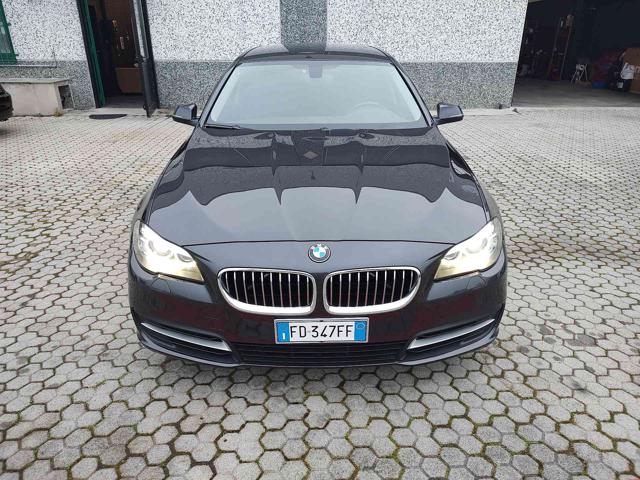 BMW 520 d Touring Business aut., del 2016, 142.000 km, in vendita a Cassinetta Di Lugagnano (MI)