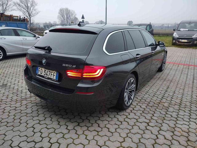 BMW 520 d Touring Business aut., del 2016, 142.000 km, in vendita a Cassinetta Di Lugagnano (MI)