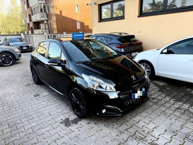 Peugeot 208 1° serie PureTech 82 5 porte Active - foto 3 di 15