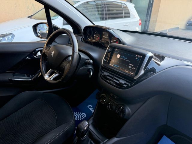 Peugeot 208 1° serie PureTech 82 5 porte Active, del 2018, 107.000 km, in vendita a Sesto San Giovanni (MI)