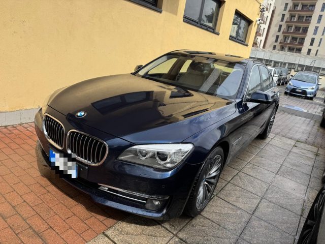 BMW 740 d xDrive Eccelsa - foto 2 di 4