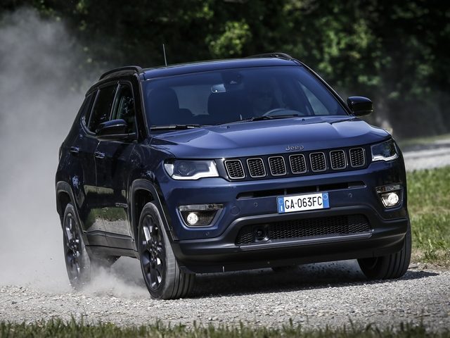 Jeep Compass 1.3 Turbo T4 190 CV PHEV AT6 4xe Business usato a SESTO SAN GIOVANNI