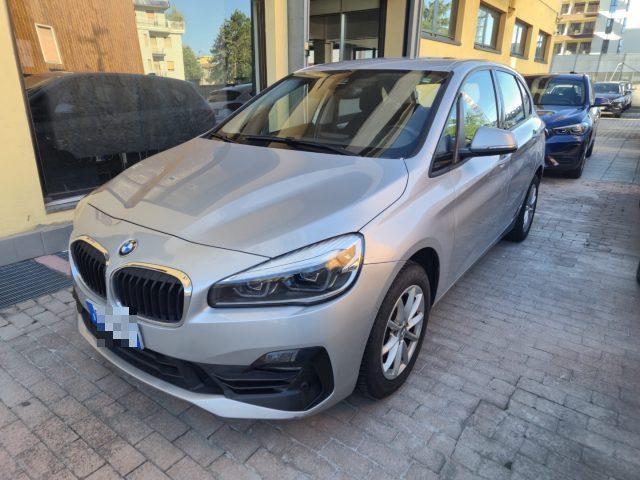 BMW 218 d xDrive Active Tourer Business aut. usato a SESTO SAN GIOVANNI