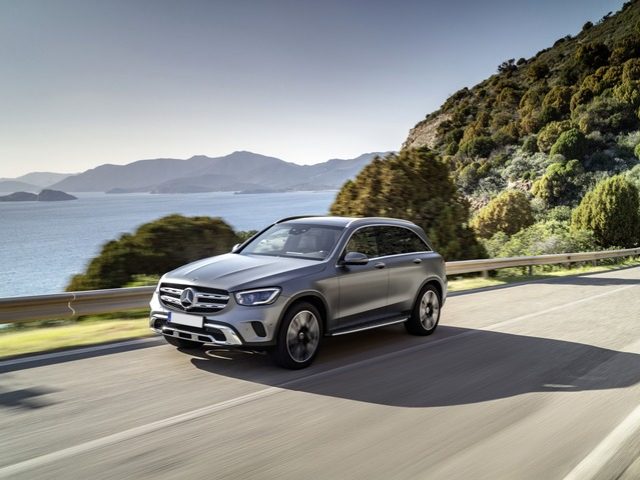Mercedes-Benz GLC 300 e 4Matic EQ-Power Sport usato a SESTO SAN GIOVANNI