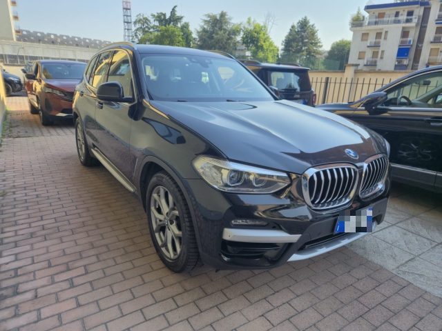 BMW X3 xDrive30e xLine - foto 4 di 4