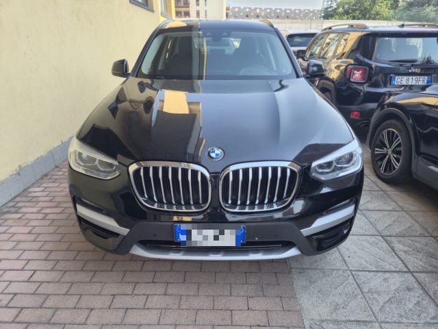 BMW X3 xDrive30e xLine - foto 3 di 4