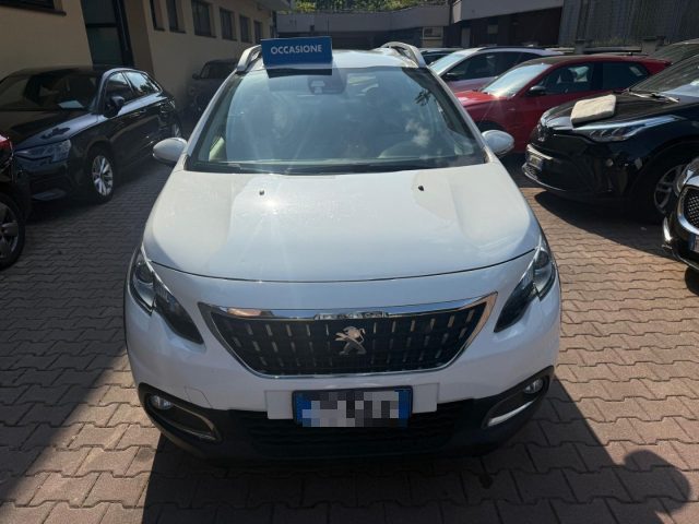 Peugeot 2008 1° serie PureTech Turbo 110 S&S Signature - foto 2 di 4