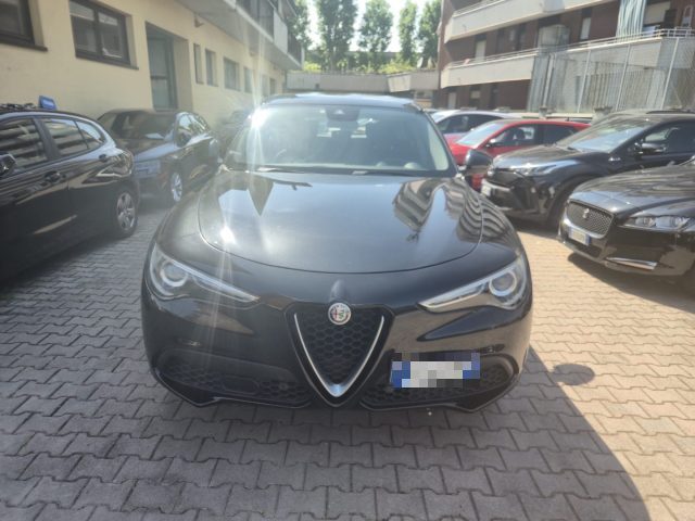 Alfa Romeo Stelvio 2.2 Turbodiesel 190 CV AT8 Q4 Business - foto 2 di 4
